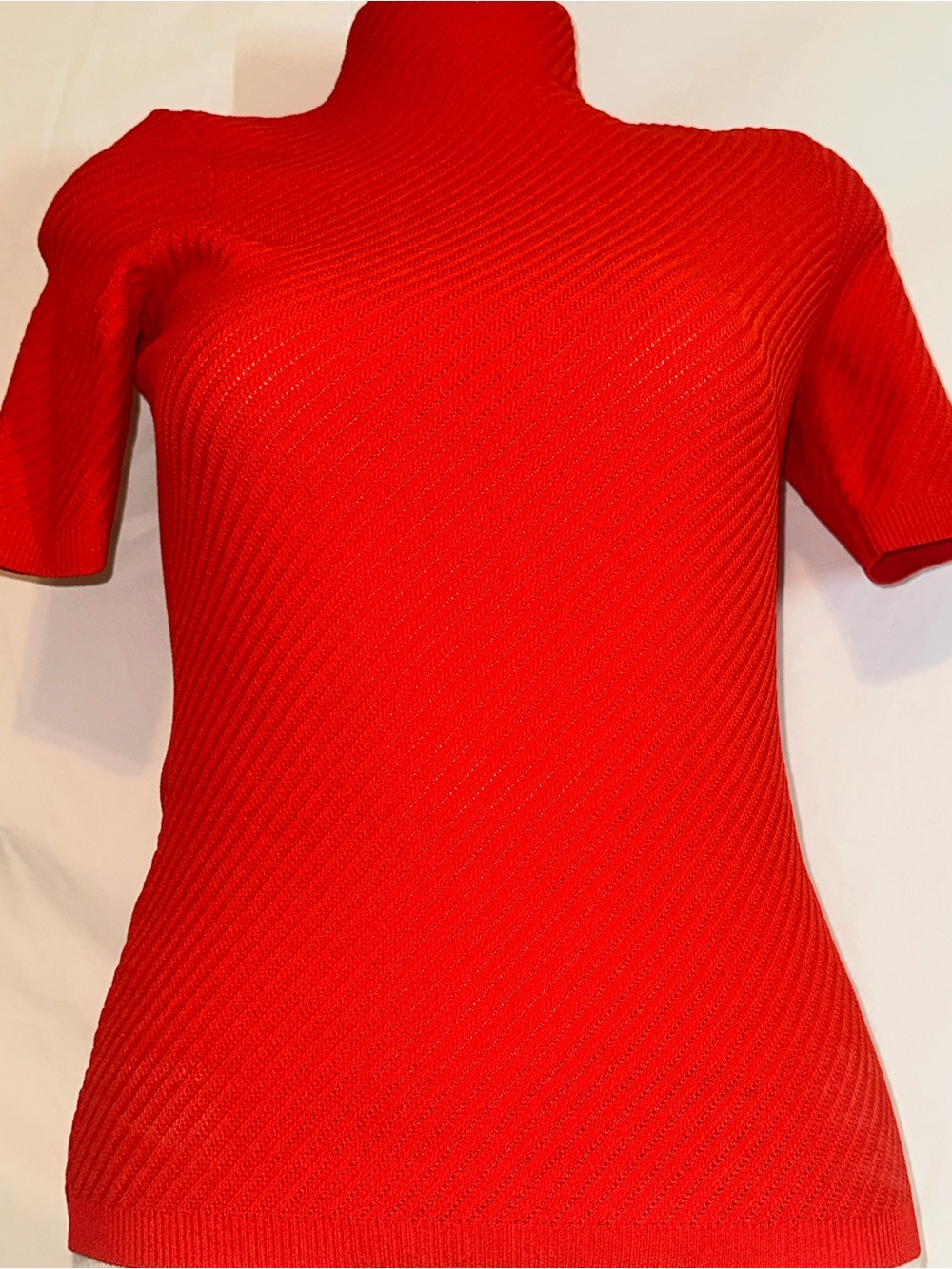 Victoria Beckham Red Ribbed Short-Sleeve Knit Top